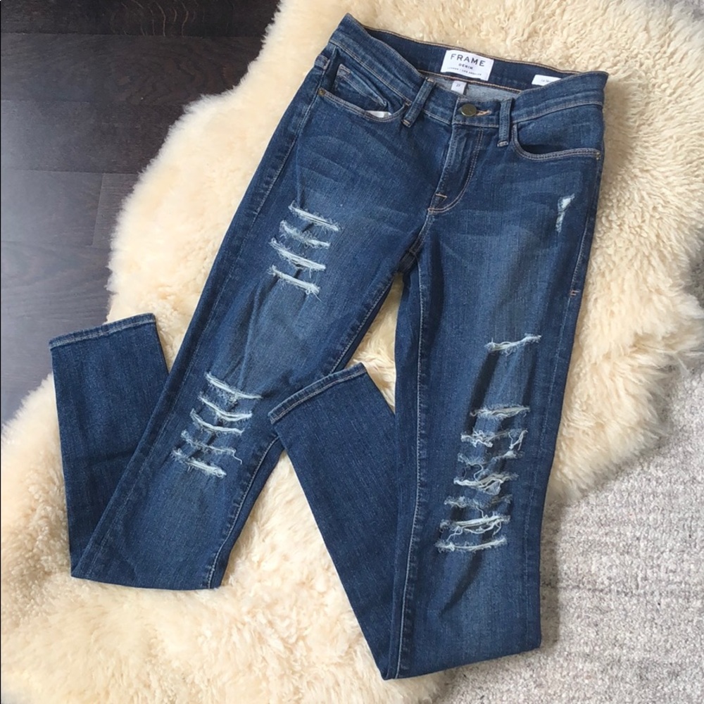 Frame Jeans Size 25. Color: Sunset Grove